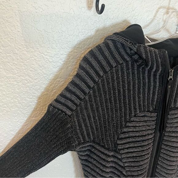 Lululemon Embrace Hoodie Knit Sweater Jacket in Black/Dark Grey size 4 - Picture 4 of 16